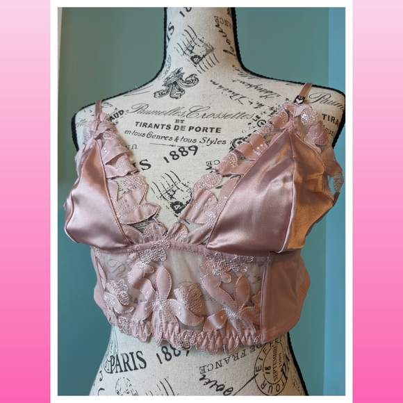 Victoria's Secret Unlined Bralette - Picture 13 of 16